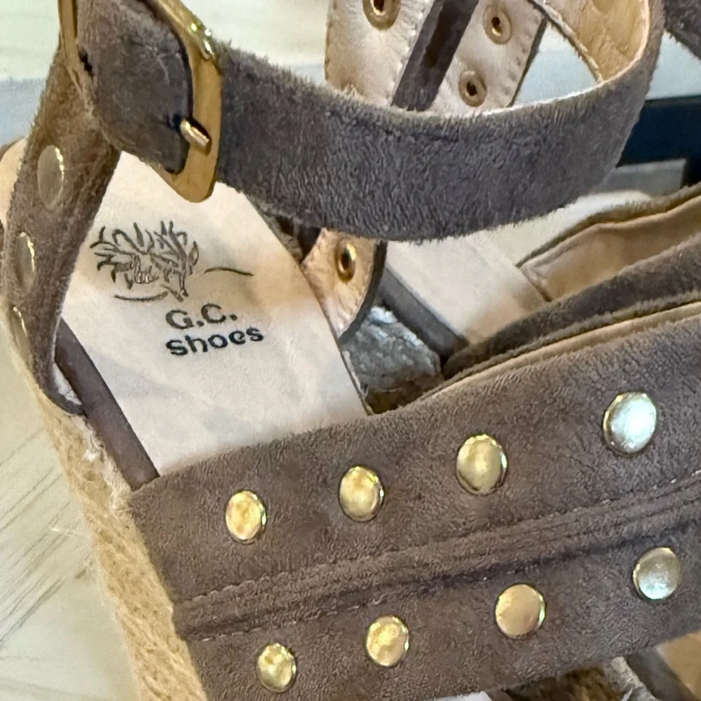 Boutique, Chic, Boho Women's Brown/Tan Wedge Sandals Size 9.